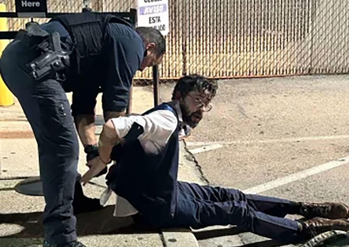 Man Arrested After Claiming to Have Bomb at Dallas ICE Facility
